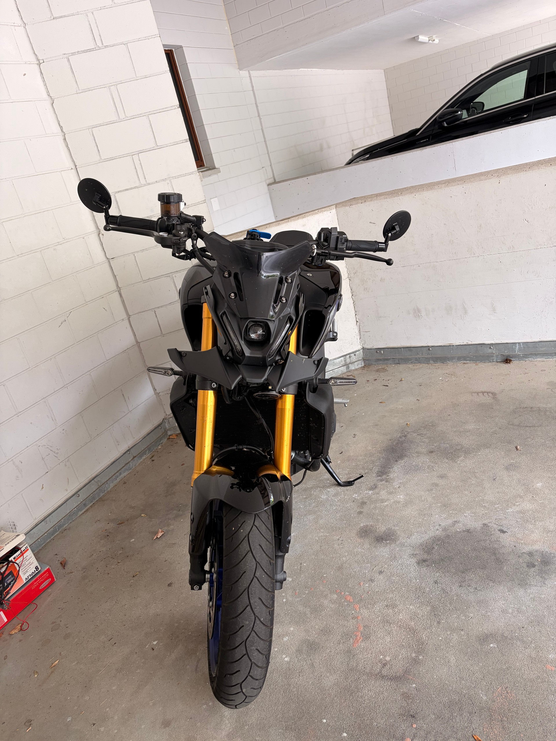 YAMAHA MT-09 SP-image-1