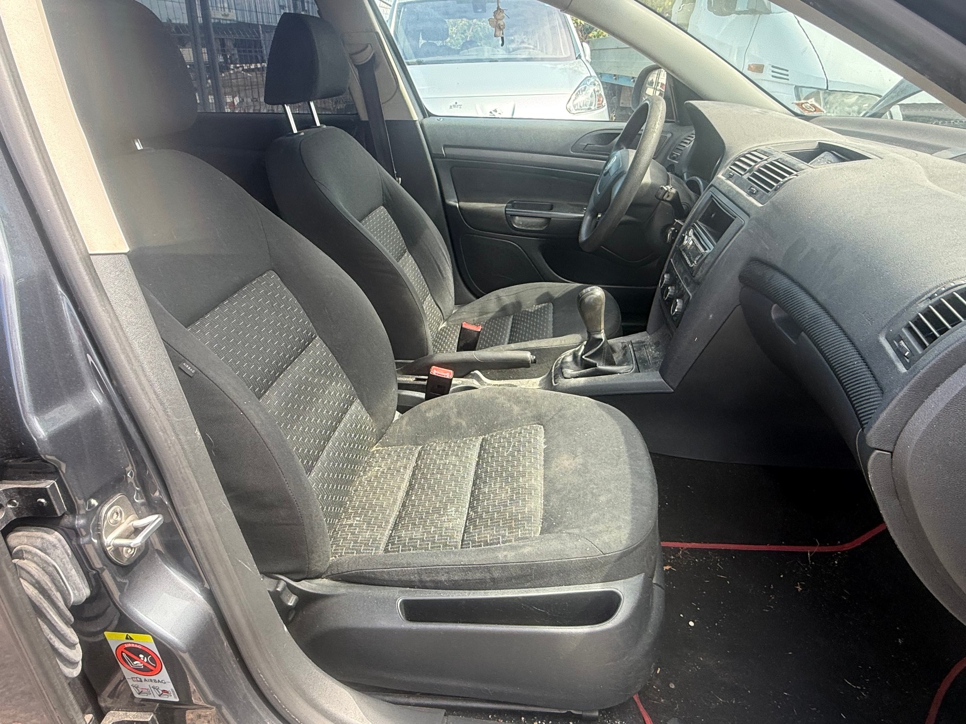 SKODA Octavia 1.4 TSI Elegance-image-8