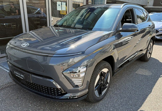HYUNDAI Kona 65,4 kWh Electric Amplia