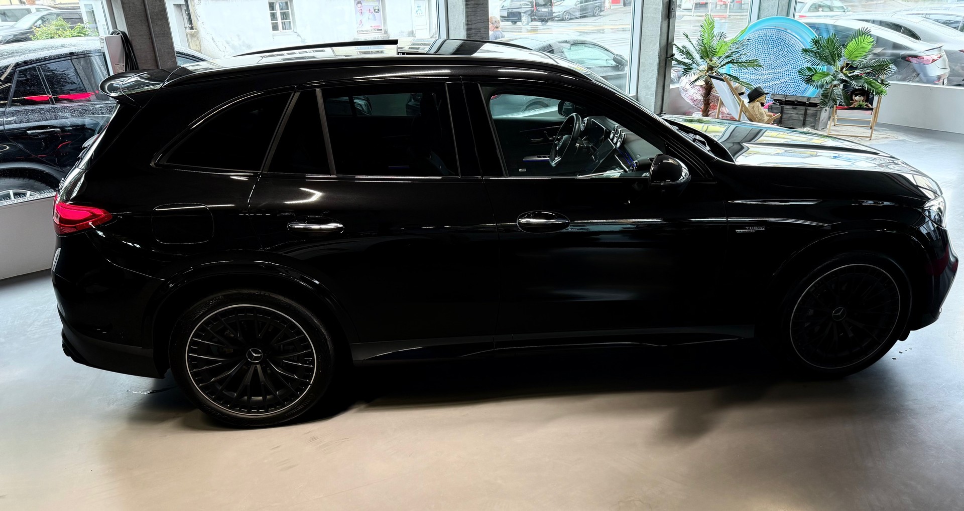 MERCEDES-BENZ GLC 43 AMG Executive Edition 4Matic 9G-Tronic-image-4