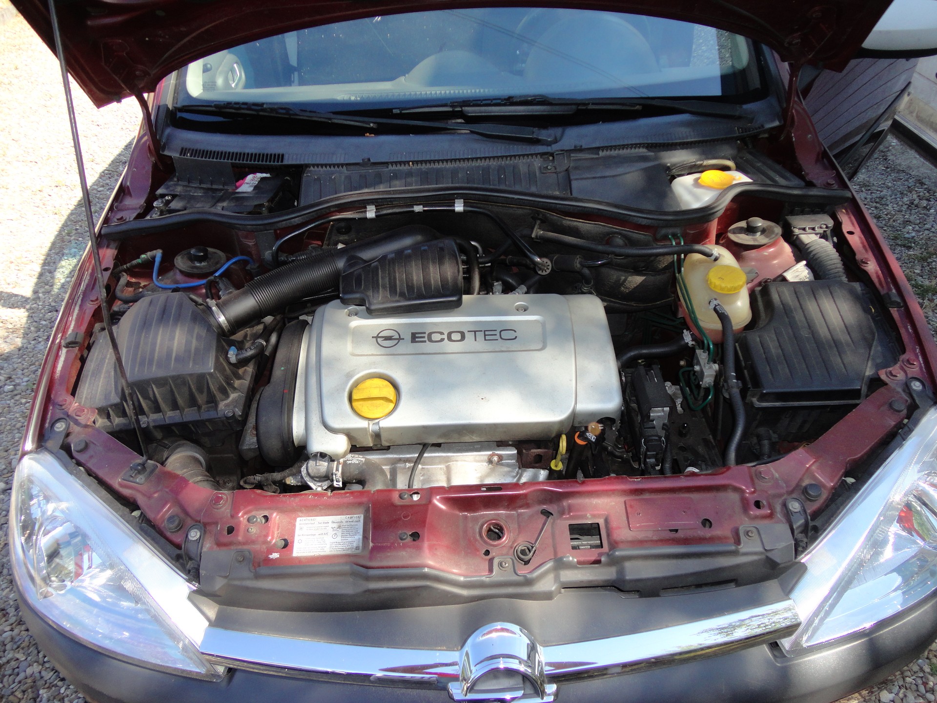 OPEL Corsa 1.4 16V Njoy-image-11
