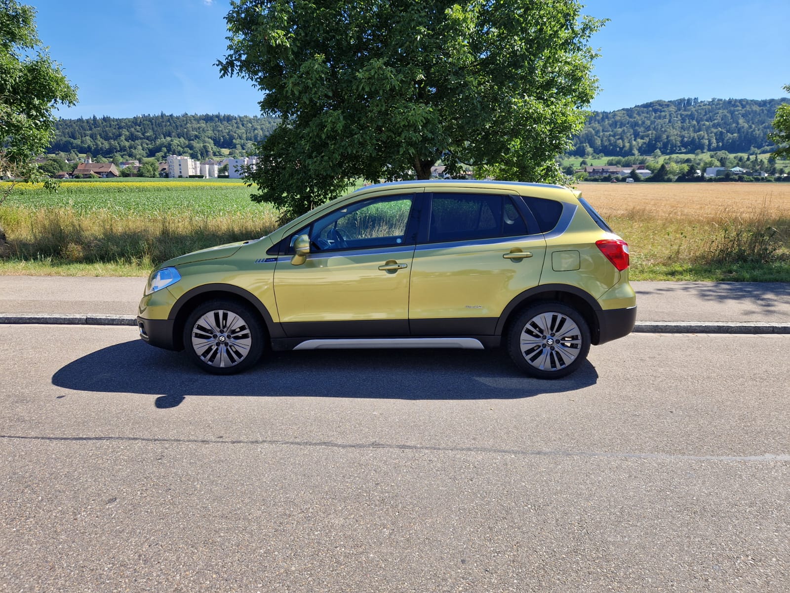 SUZUKI SX4 S-Cross 1.6 TD PizSulai 4WD TCSS-image-5
