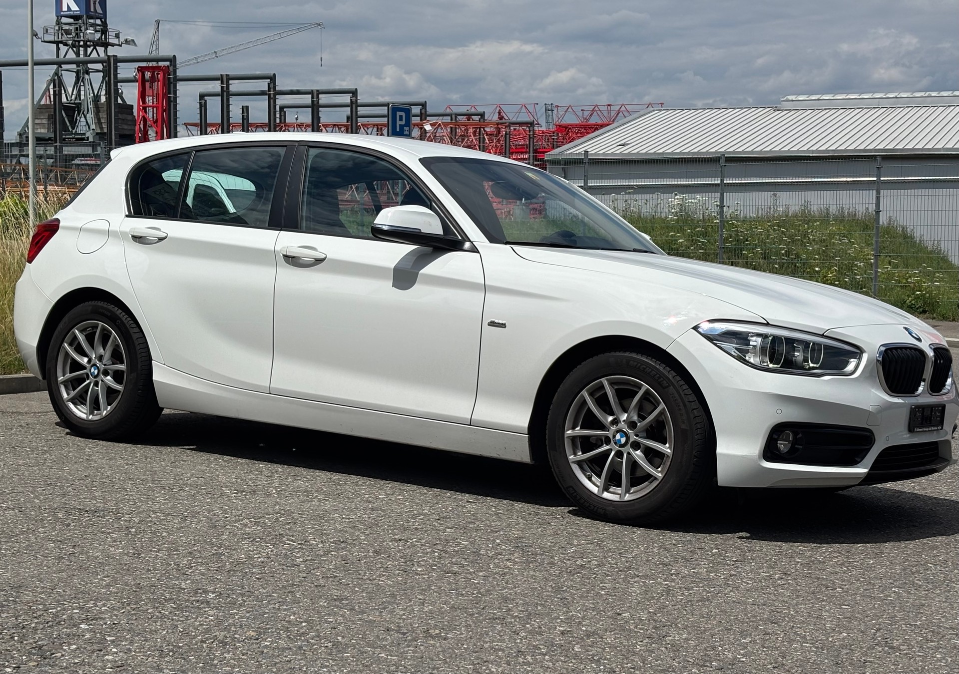BMW 116d M Sport-showroom-element-2