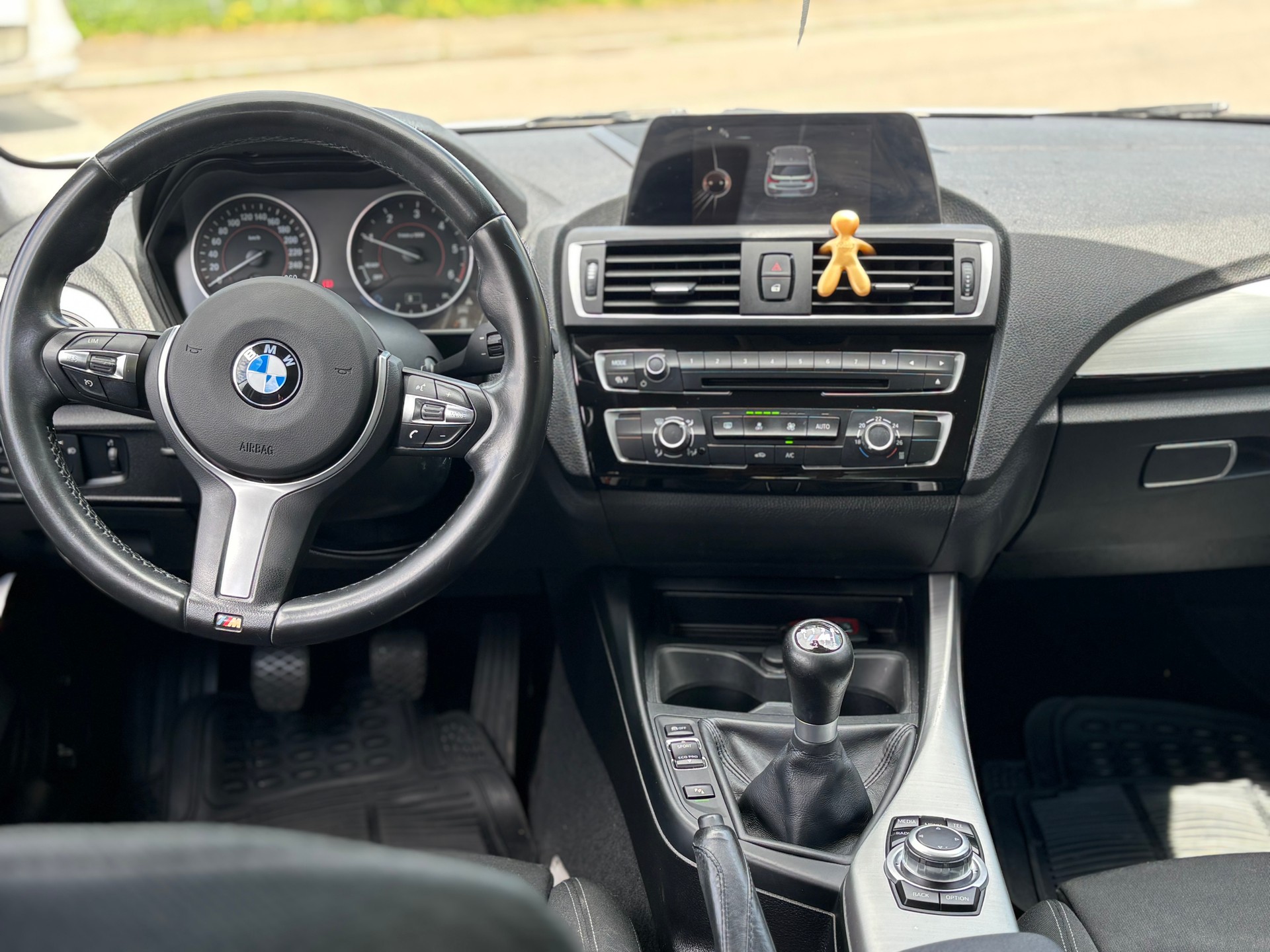 BMW 116d M Sport-image-6