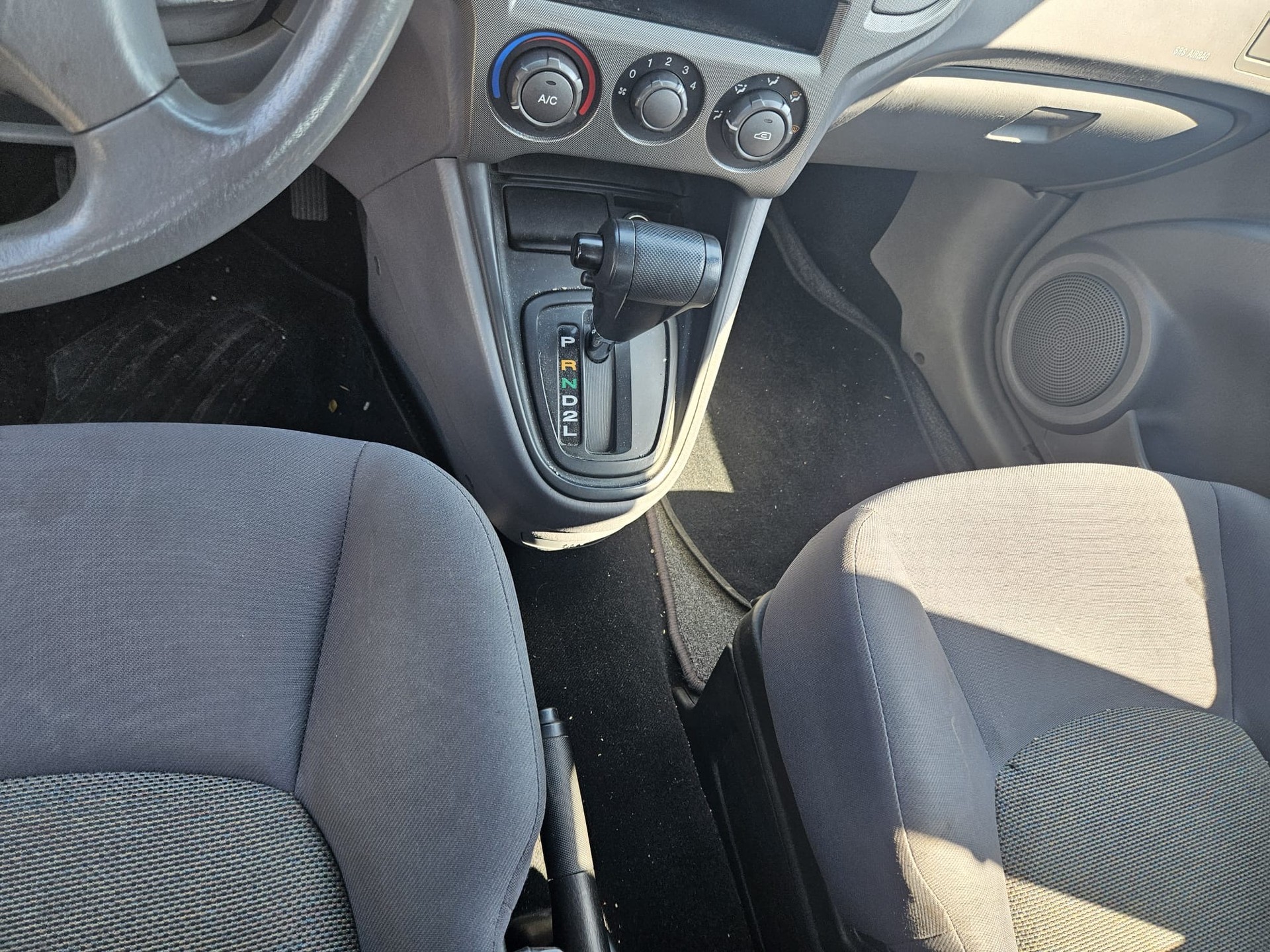 HYUNDAI Matrix 1.8i 16V GLS-image-8