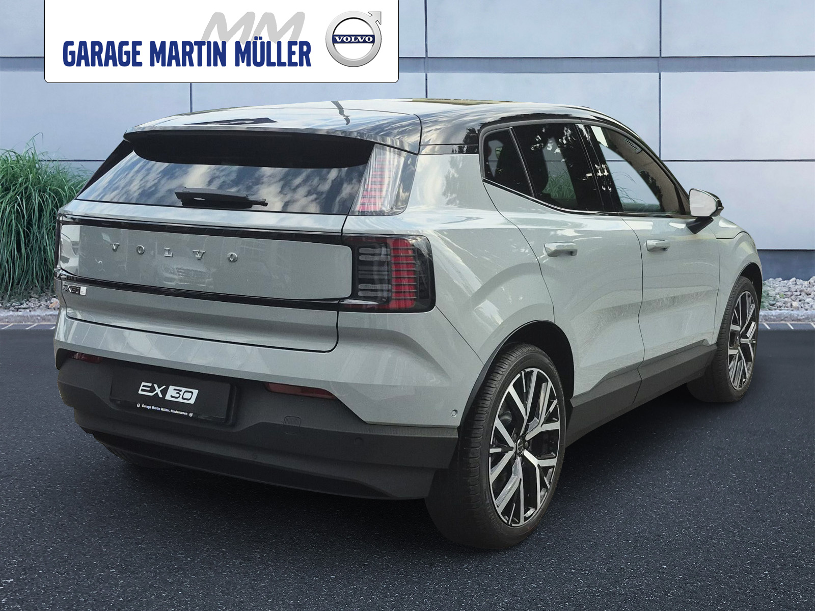 VOLVO EX 30 E60 Twin Ultra Performance AWD-image-4