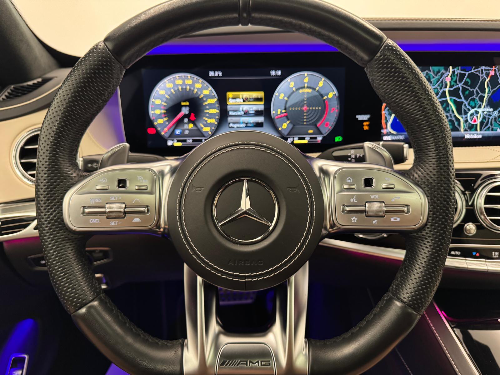 MERCEDES-BENZ S 560 V8 AMG Line 4matic lang-image-20