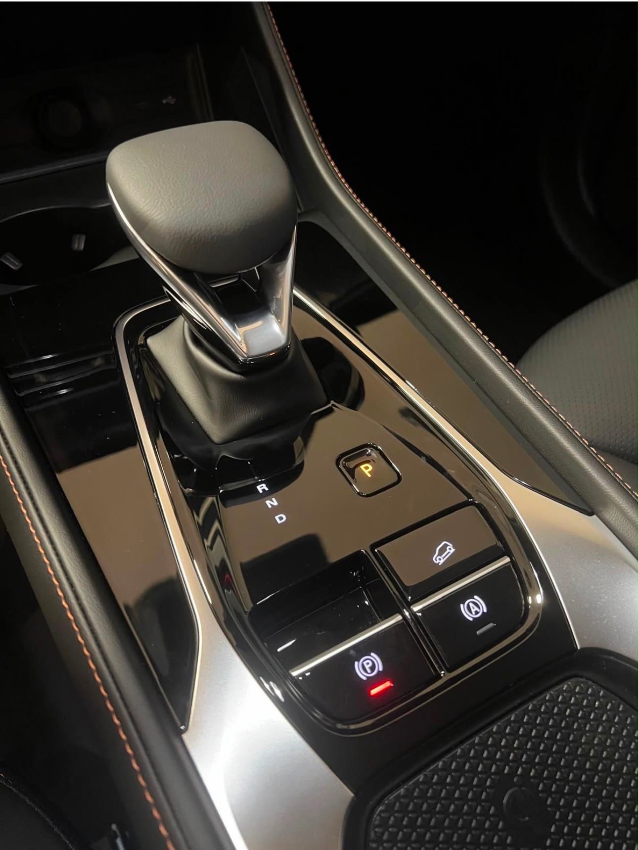 MG HS 1.5 HEV Luxury-image-10