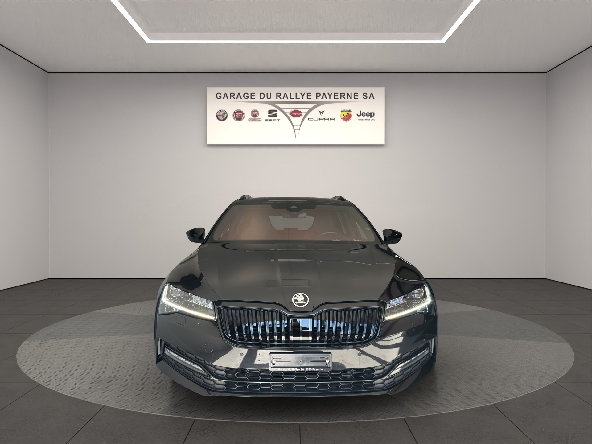SKODA Superb Combi 2.0 TDi SportLine 4x4 DSG