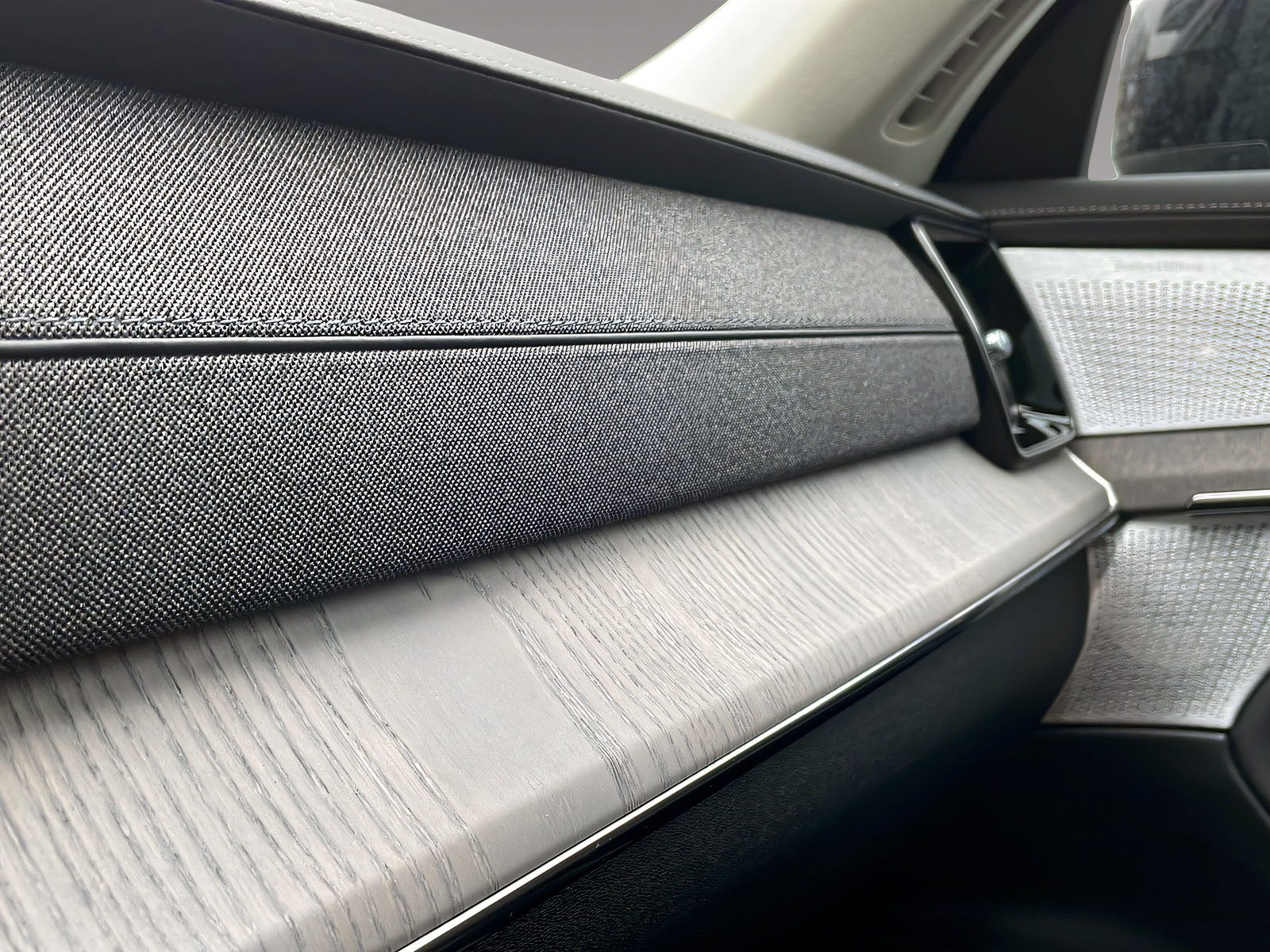 VOLVO XC90 XCLUSIVE 2.0 T8 TE Ultra Dark eAWD-image-13