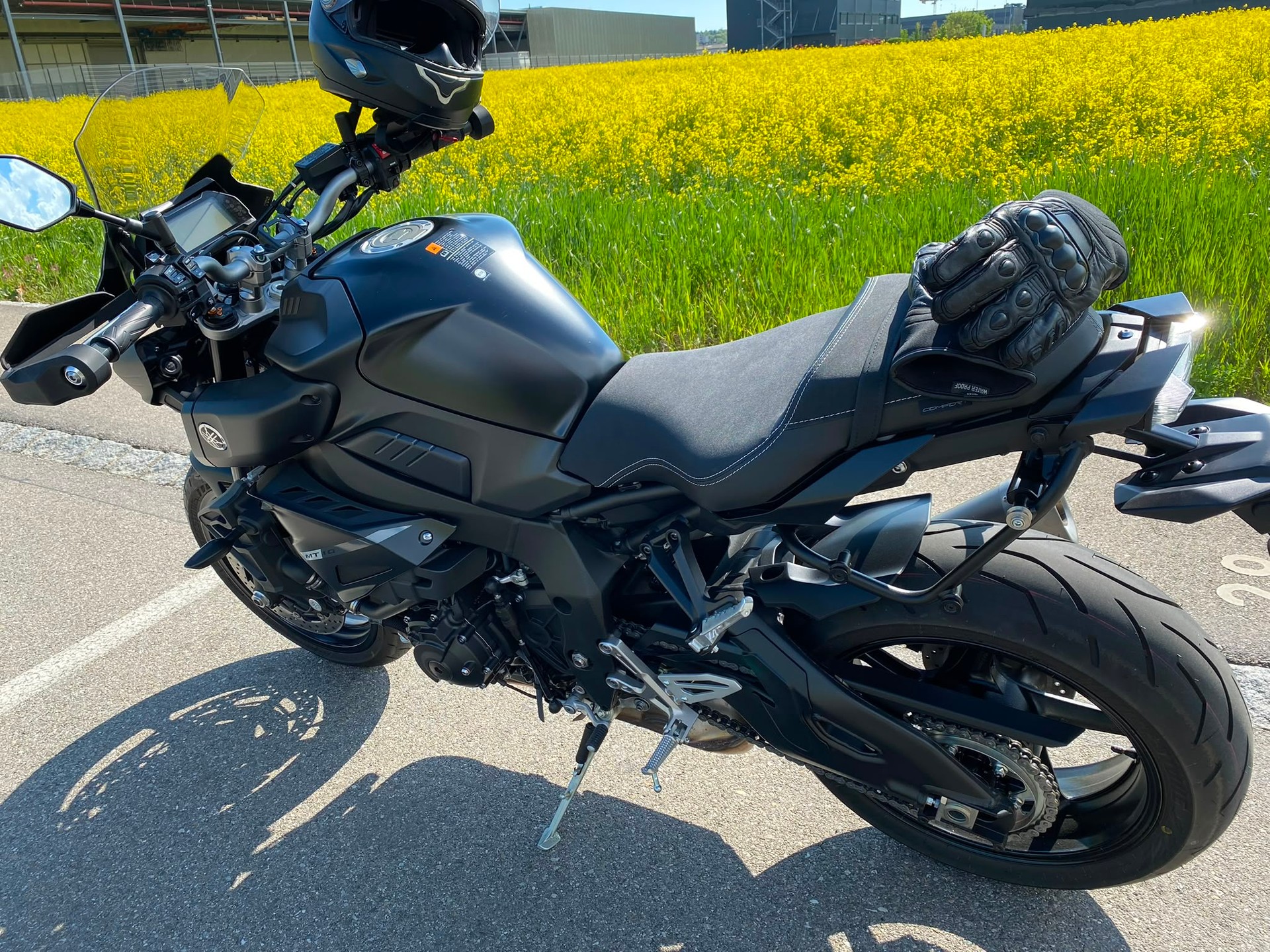 YAMAHA MT-10 ABS-image-1