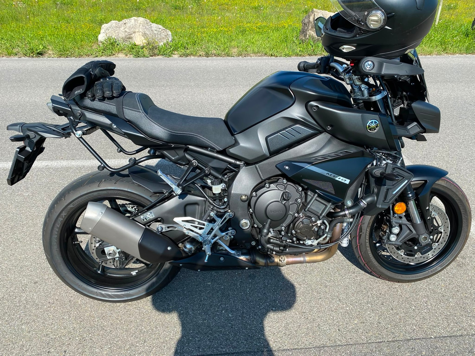 YAMAHA MT-10 ABS-image-2