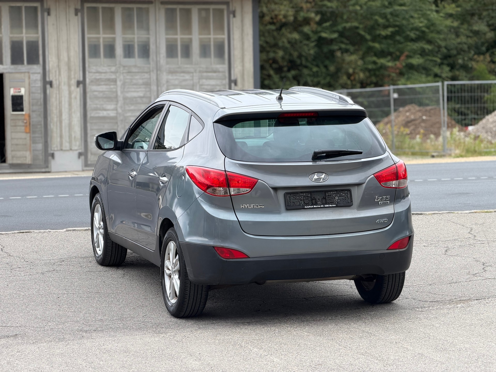 HYUNDAI iX 35 2.0 CRDi Premium 4WD-image-5