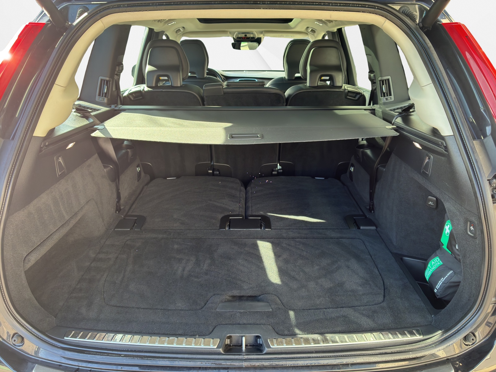 VOLVO XC90 2.0 T6 Inscription 7P. AWD-image-14