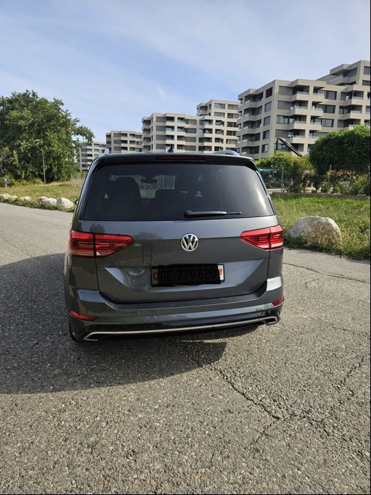 VW 1.5 TSI Highline DSG R-Line-image-1