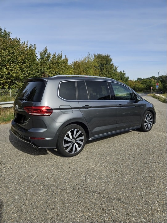 VW 1.5 TSI Highline DSG R-Line-image-2