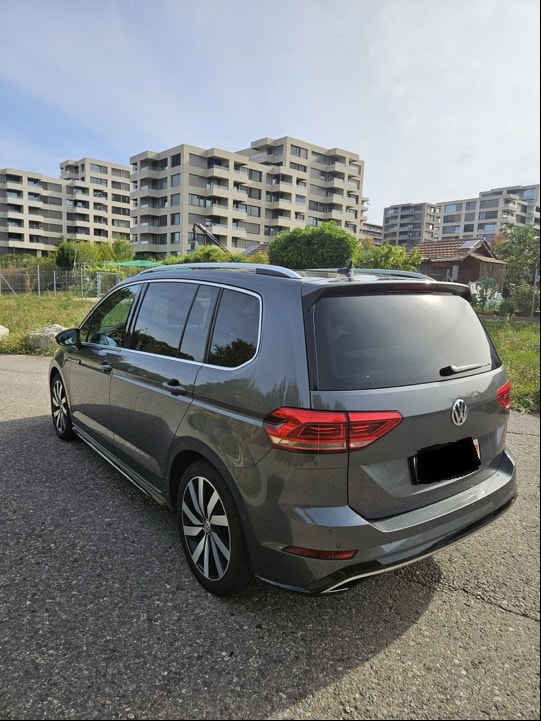 VW 1.5 TSI Highline DSG R-Line-image-3