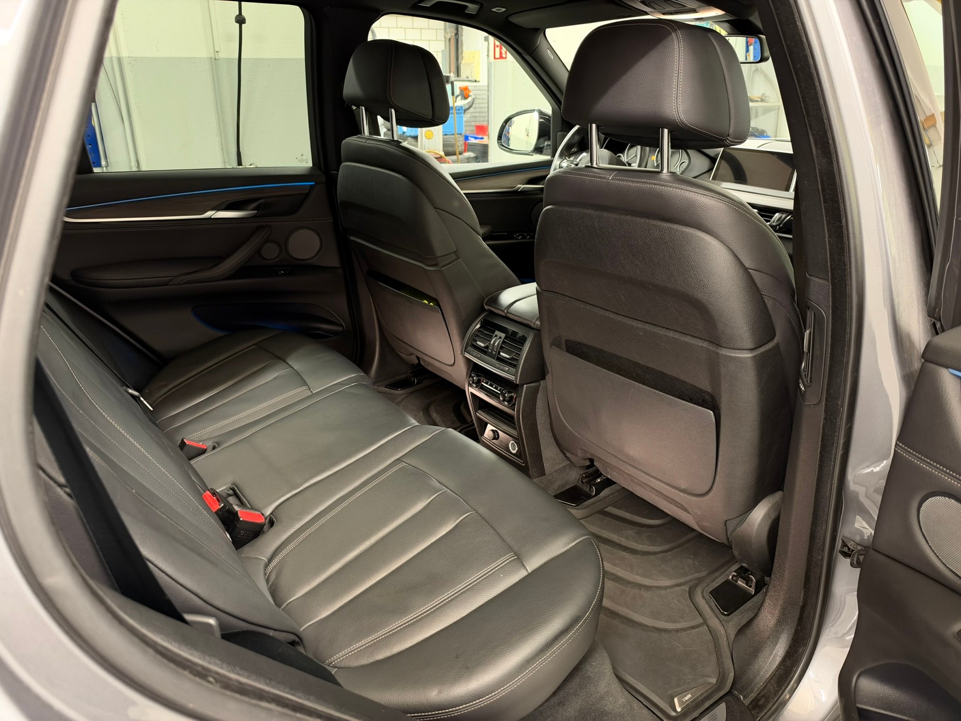 BMW X5 xDrive 30d Pure M Sport Steptronic-image-18