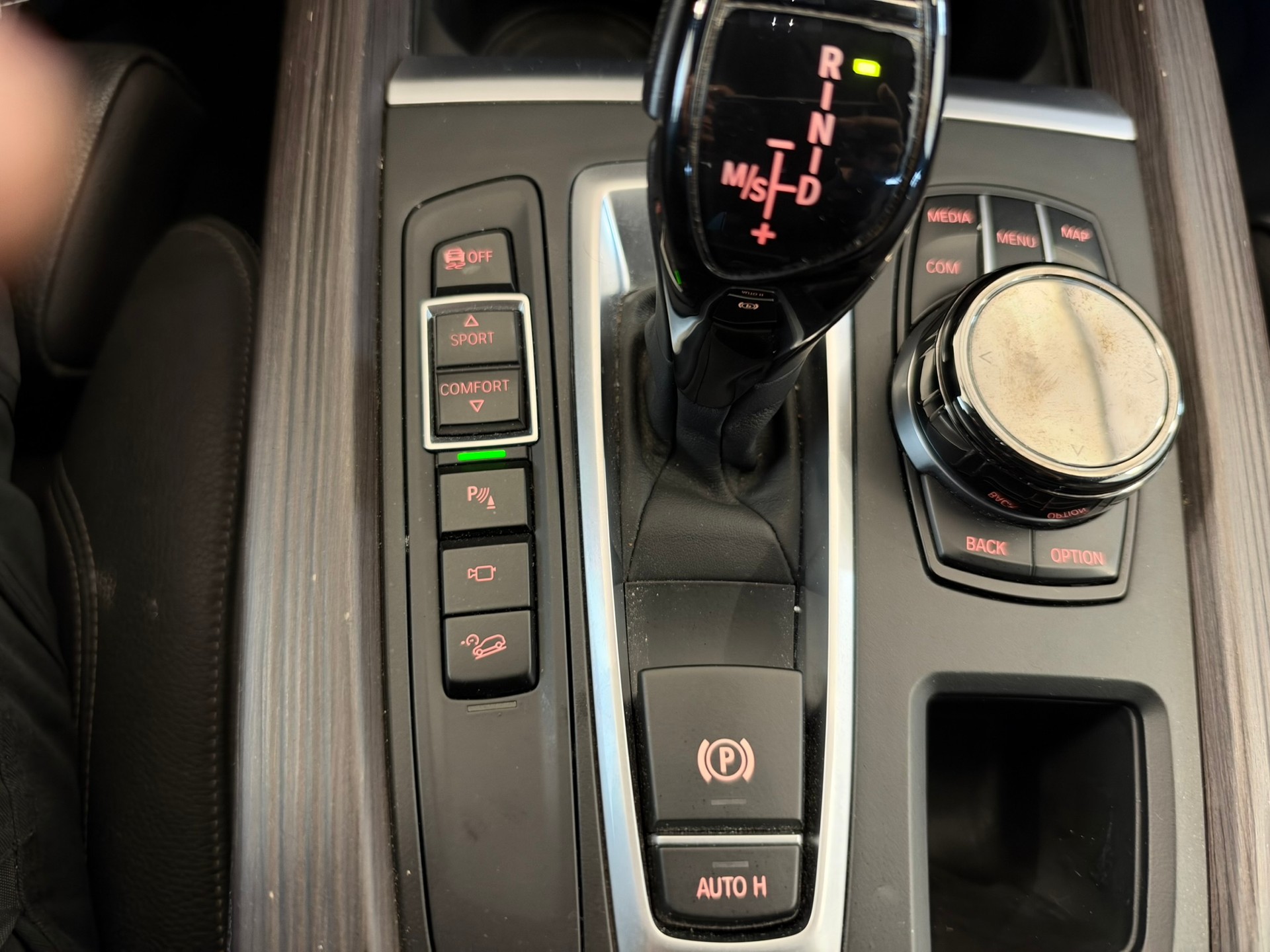 BMW X5 xDrive 30d Pure M Sport Steptronic-image-13