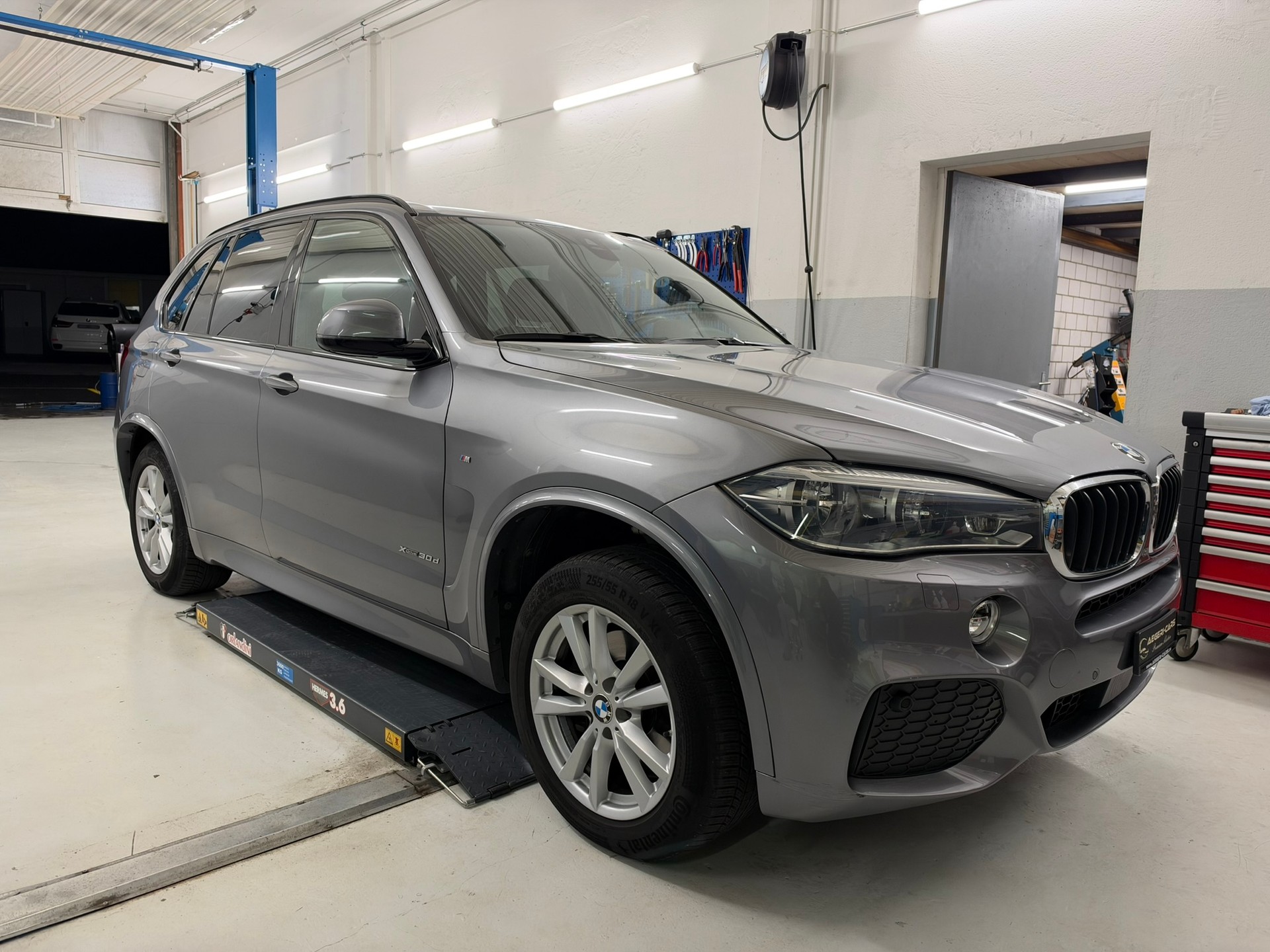 BMW X5 xDrive 30d Pure M Sport Steptronic-showroom-element-2