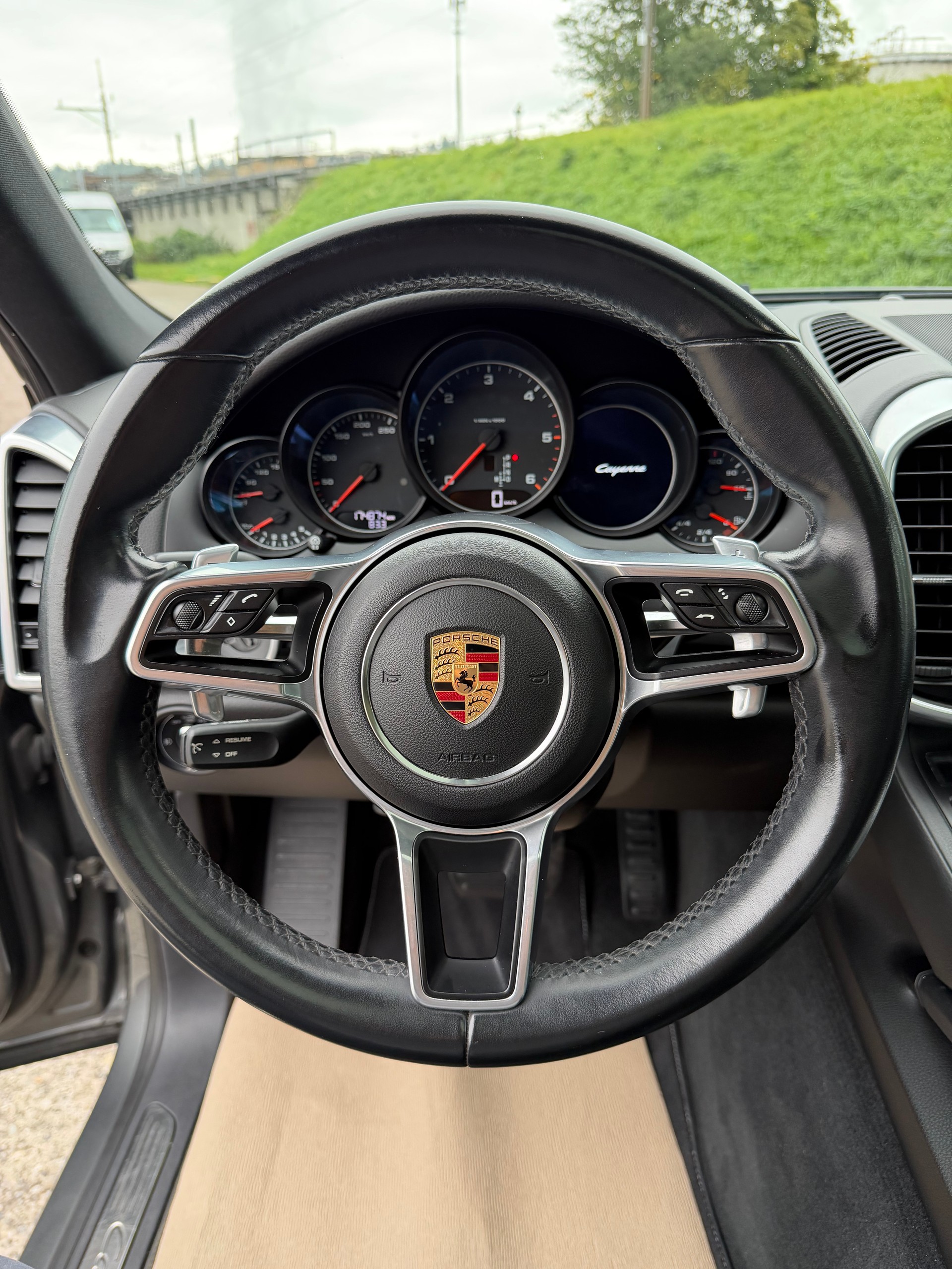 PORSCHE Cayenne Diesel-image-10