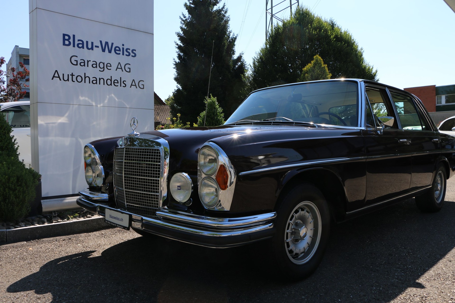 MERCEDES-BENZ 300 SEL