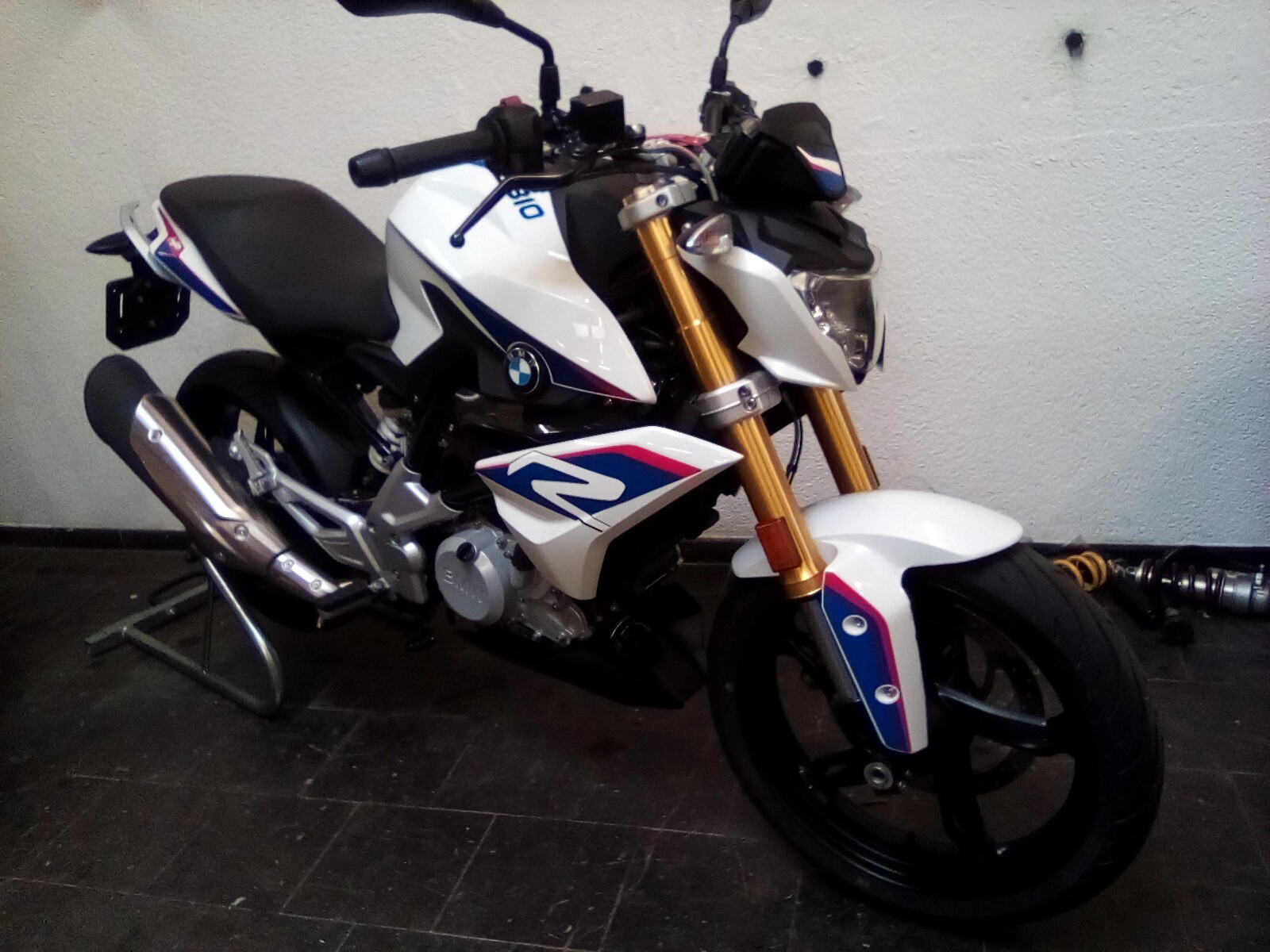 BMW G 310 R ABS-image-4
