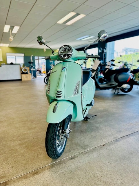 PIAGGIO Vespa 125 Primavera-image-0