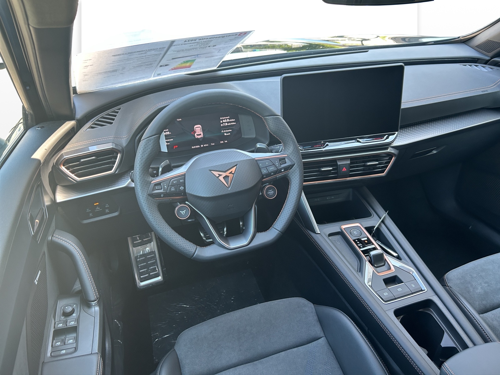 CUPRA NEW Formentor e-Hybrid-image-5