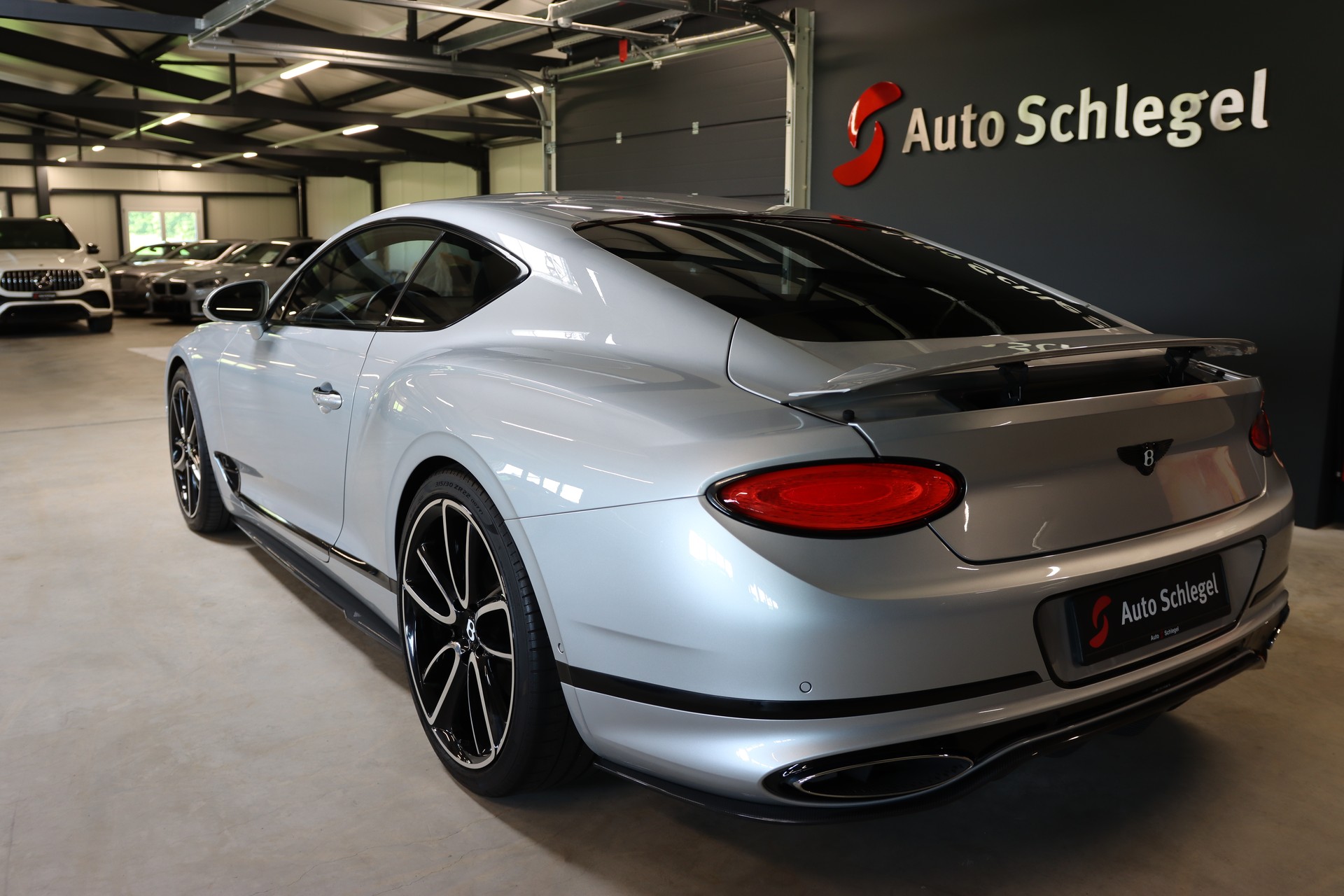 BENTLEY Continental GT 6.0 W12 Mulliner-image-3