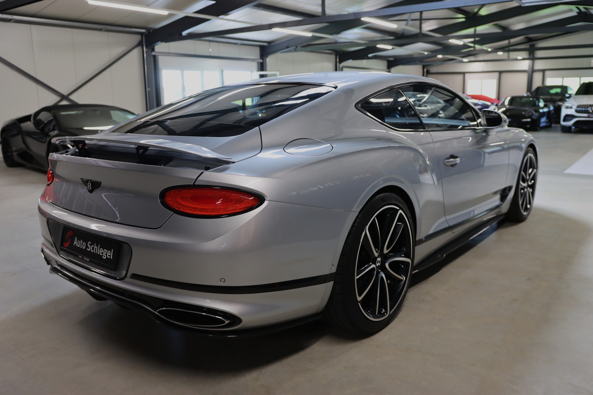 BENTLEY Continental GT 6.0 W12 Mulliner-image-5