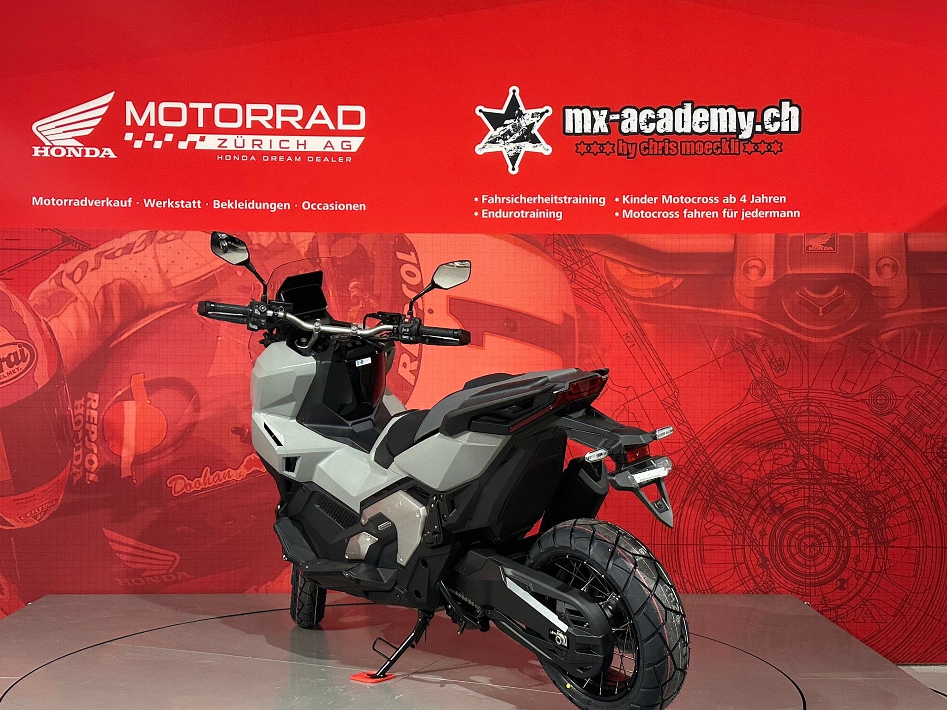 HONDA X-ADV 750 **Neufahrzeug**-image-5