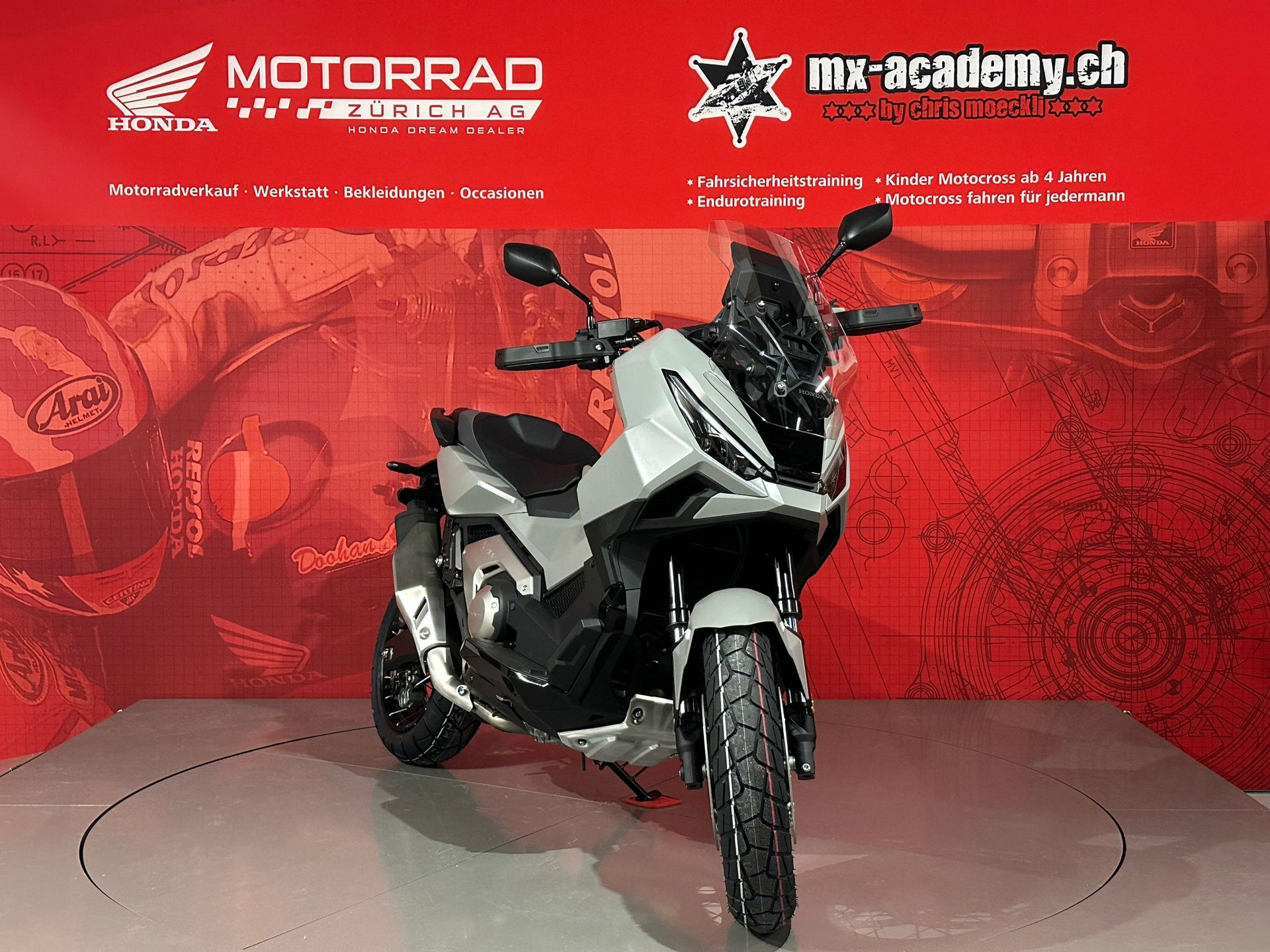 HONDA X-ADV 750 **Neufahrzeug**-image-6