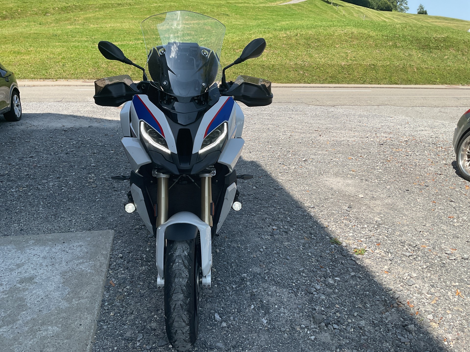 BMW S 1000 XR ABS-image-1