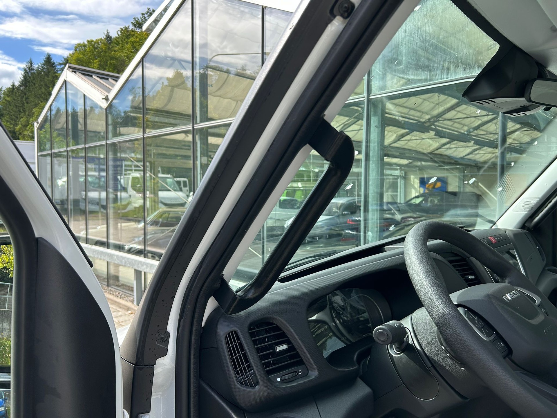 IVECO 35 C 16 H A8 3450-image-8