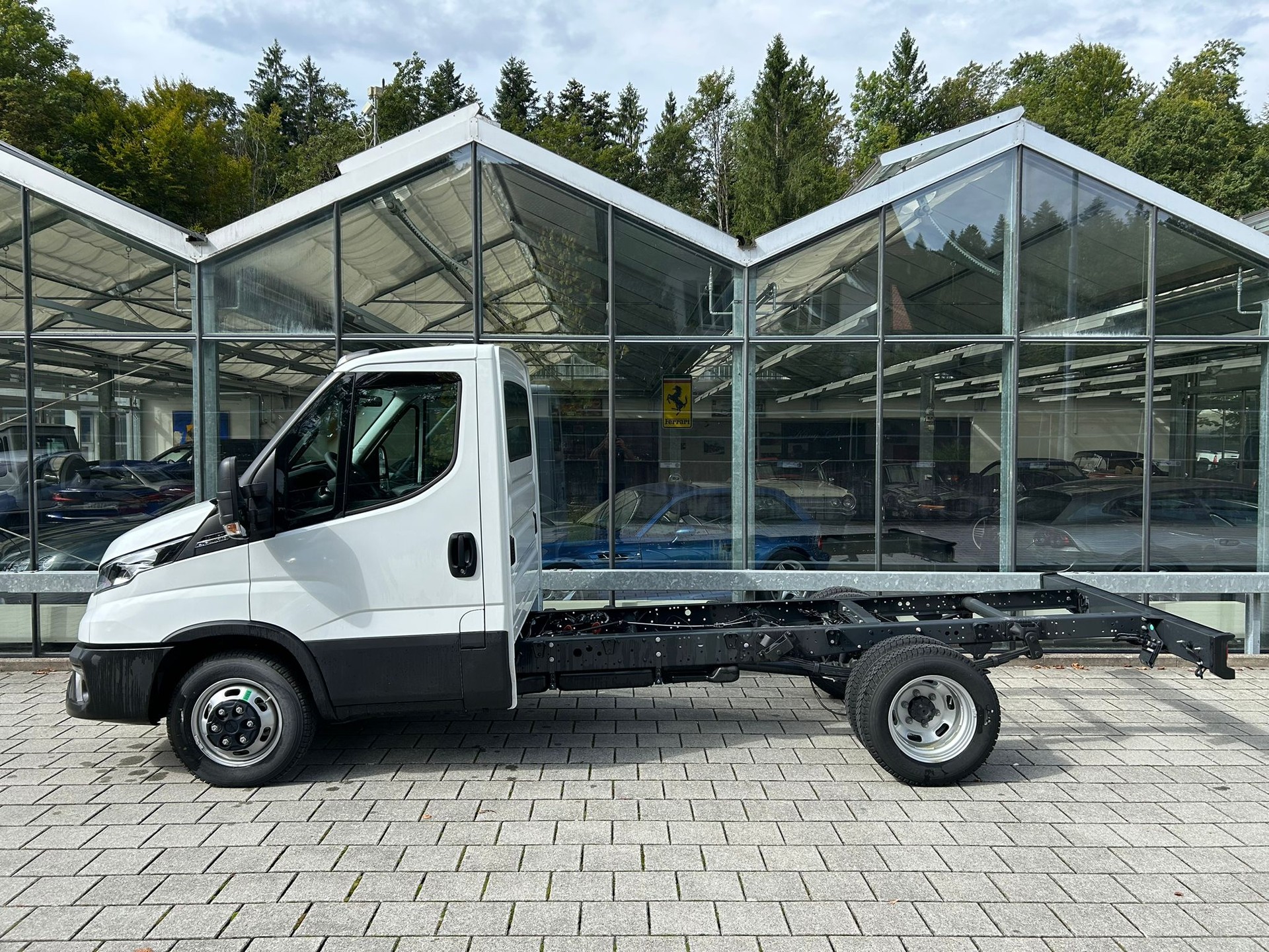 IVECO 35 C 16 H A8 3450-showroom-element-2