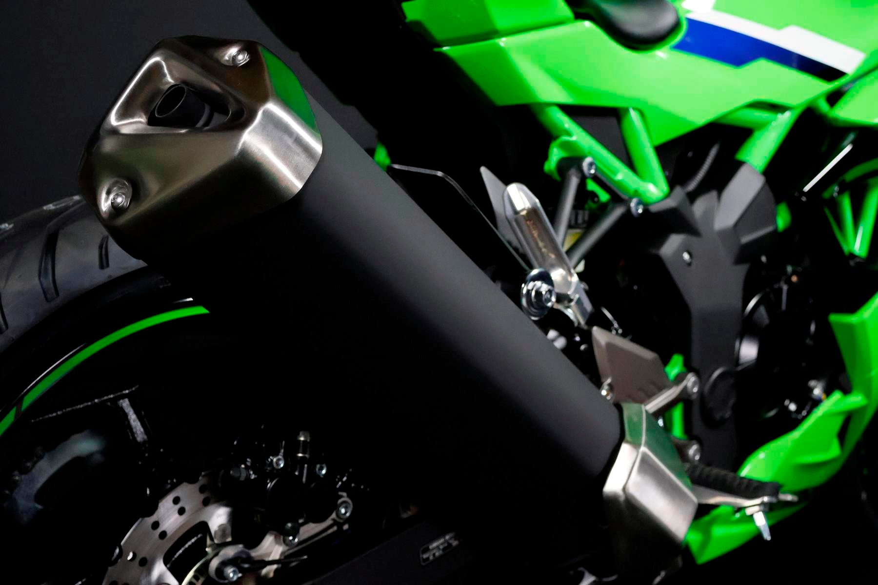 KAWASAKI Ninja 125 SE-image-6