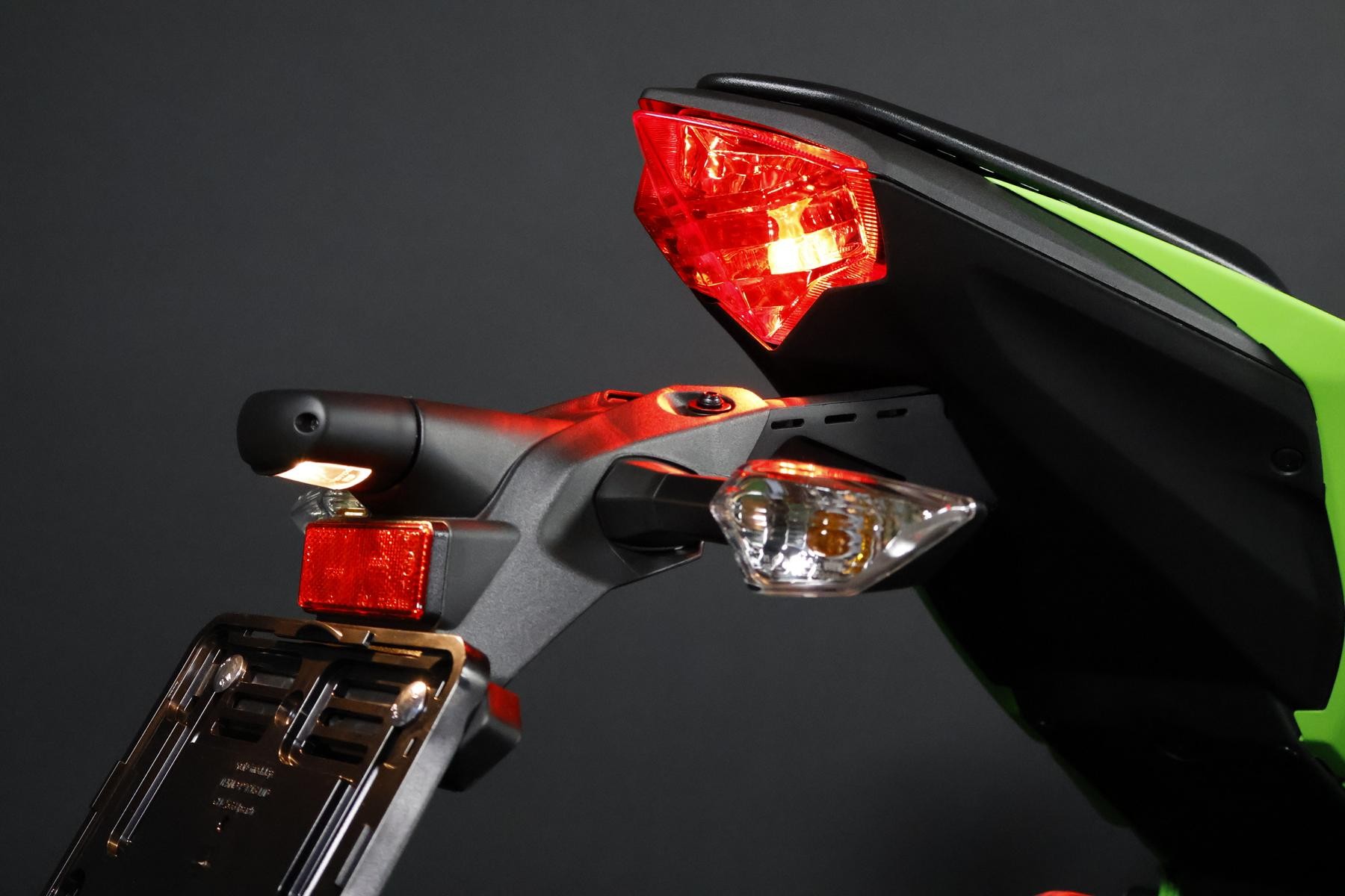 KAWASAKI Ninja 125 SE-image-7