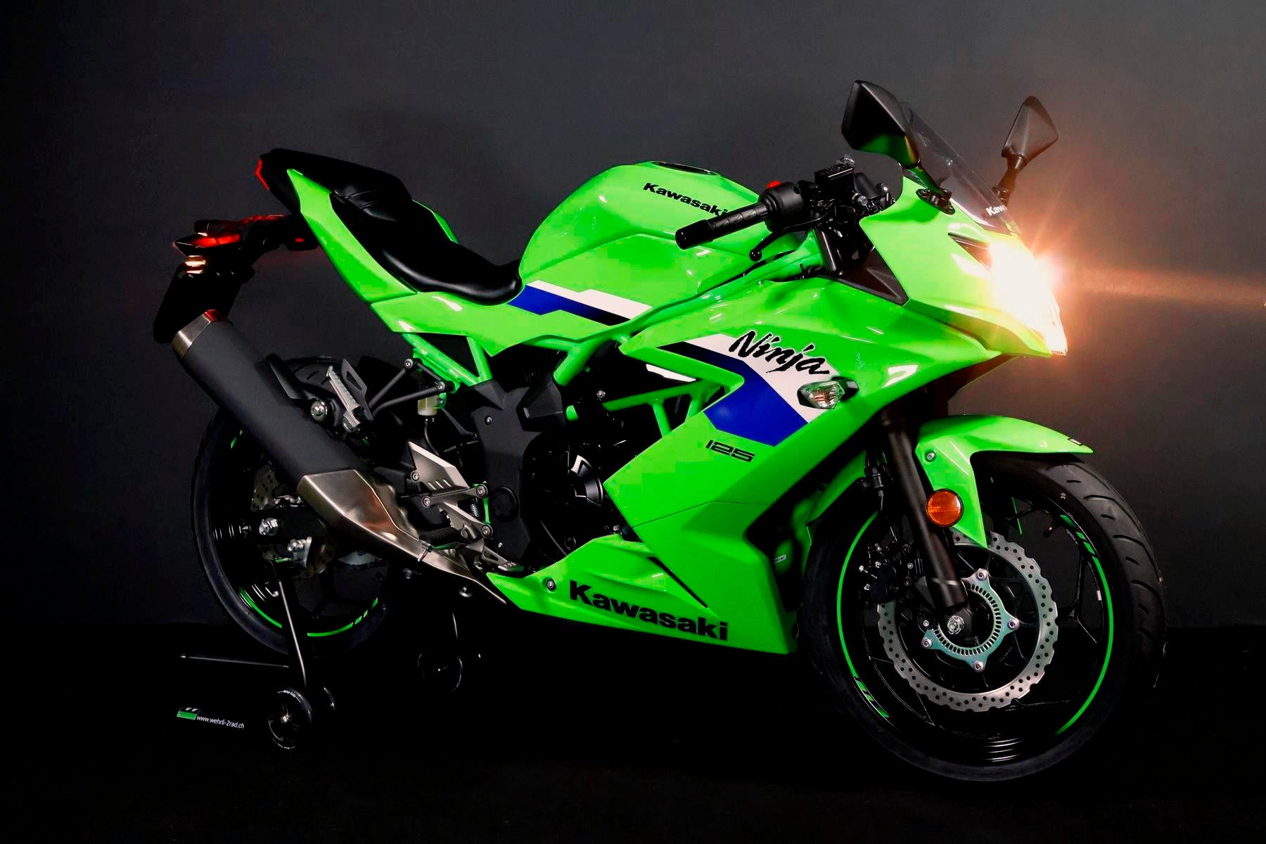 KAWASAKI Ninja 125 SE-image-2