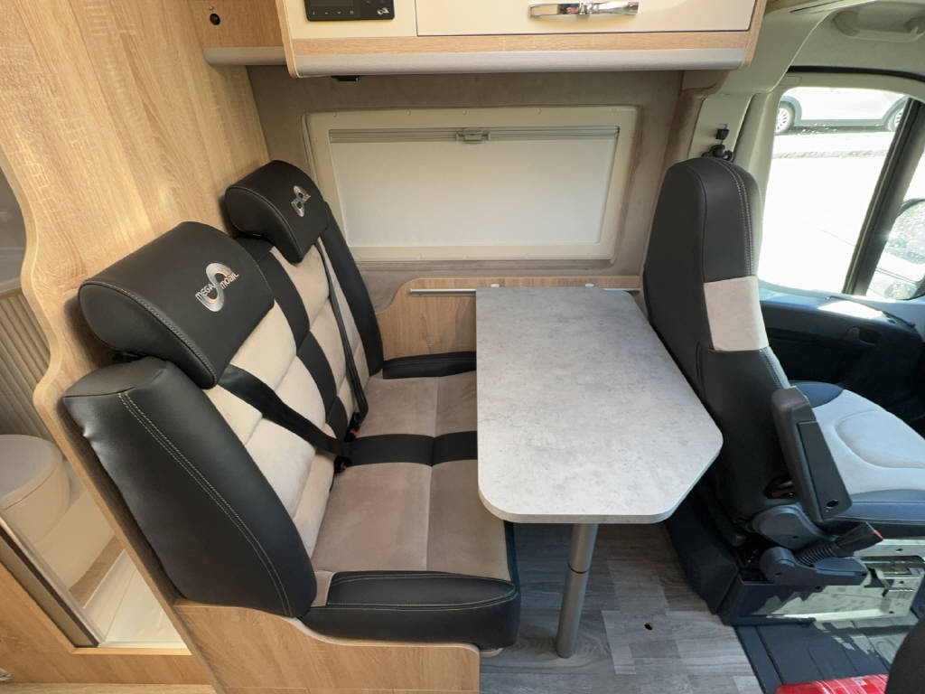 MEGA MOBIL Peugeot Boxer Sport 640-image-11
