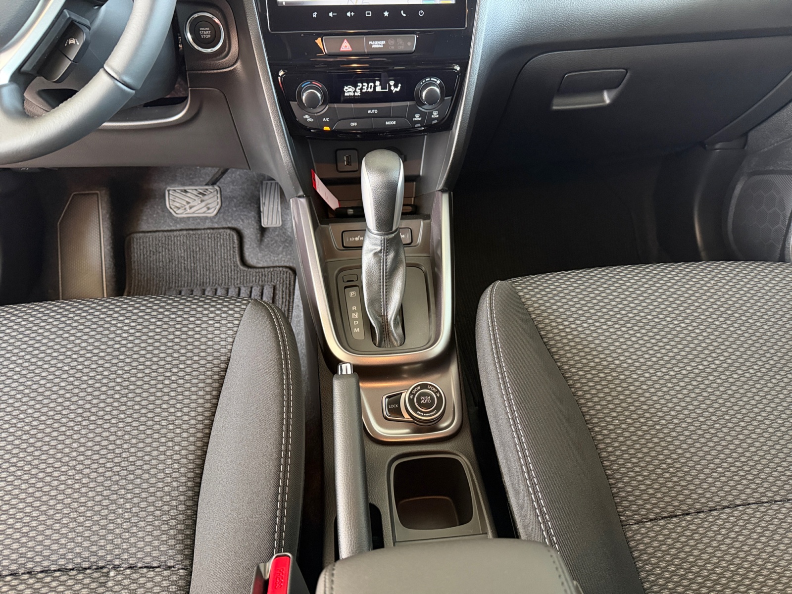 SUZUKI Vitara 1.4 T Compact+ Hybrid 4x4-image-10