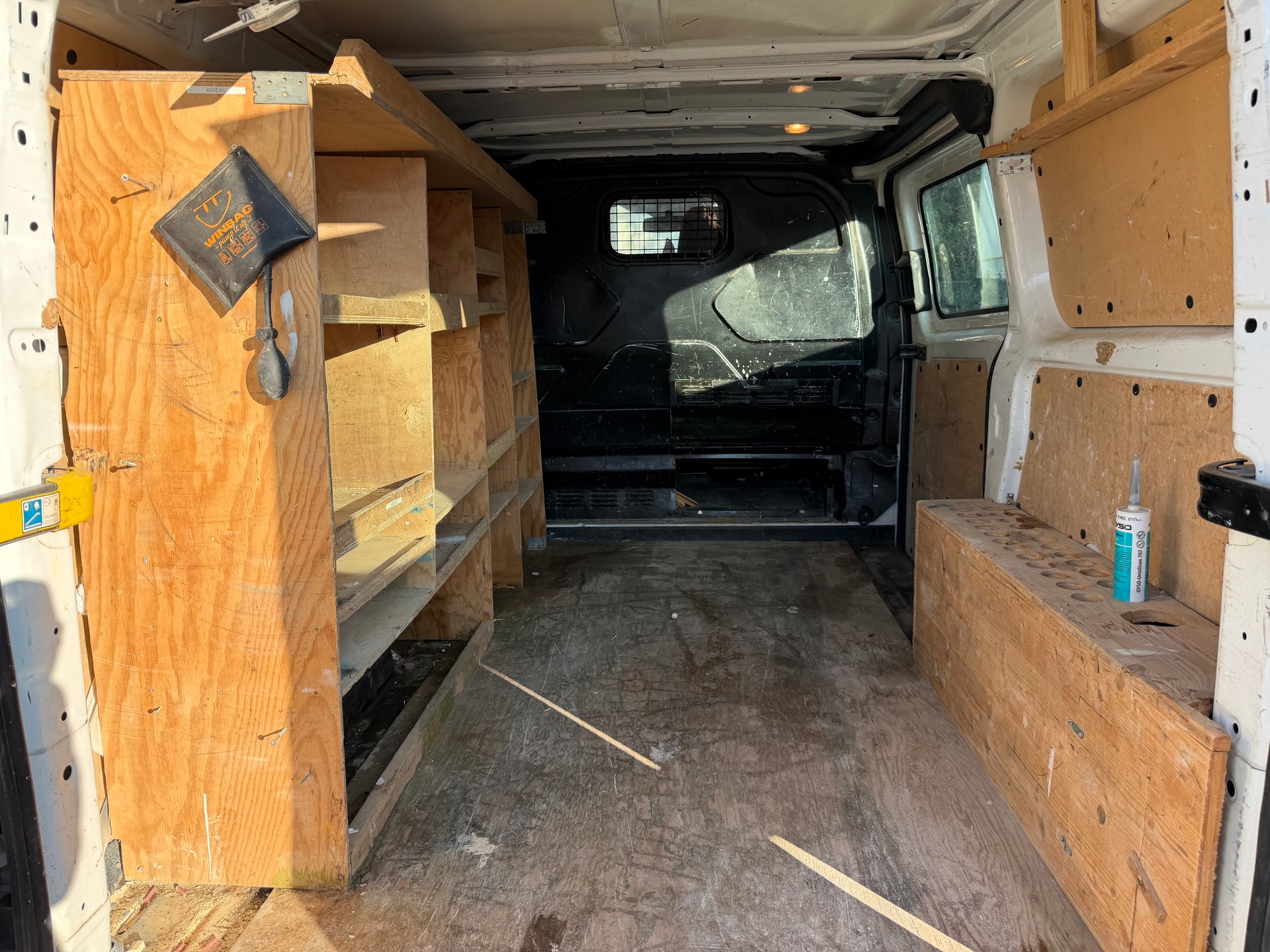 FORD Transit Custom Van 250 L1H1 Ambiente-image-5