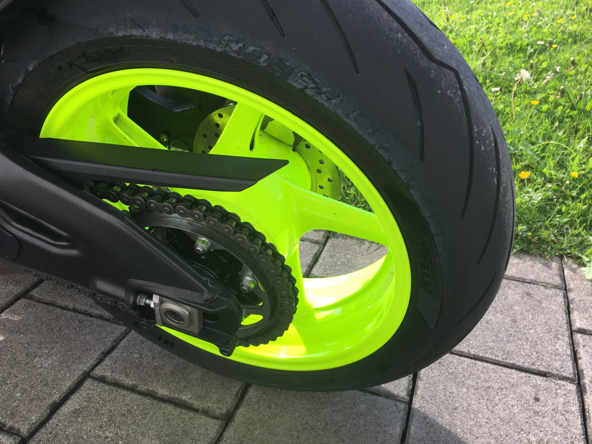 YAMAHA MT-10-image-8