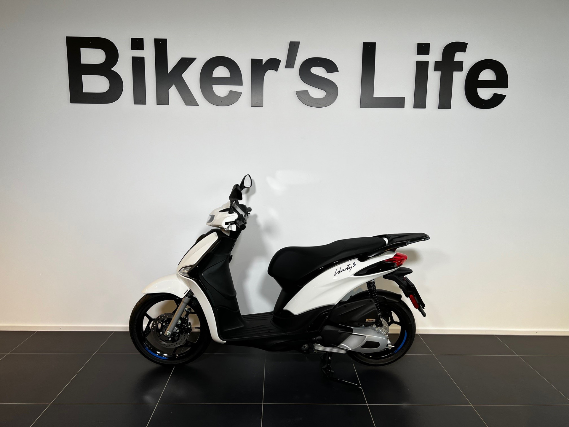 PIAGGIO Liberty 125 Sport-image-1