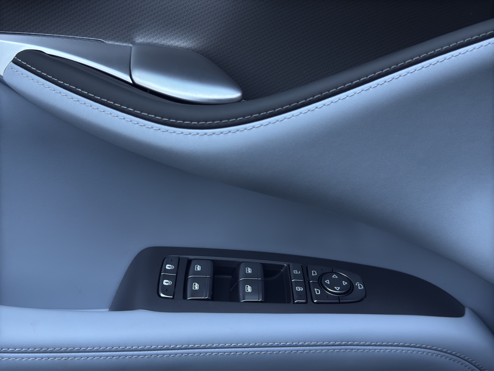 BYD Sealion 7 91,3 kWh Excellence AWD-image-8
