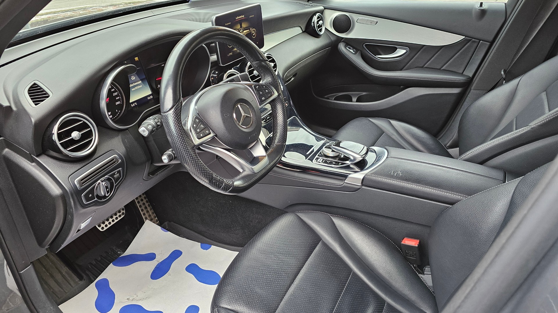 MERCEDES-BENZ GLC 250 d Exclusive 4Matic 9G-Tronic-image-9