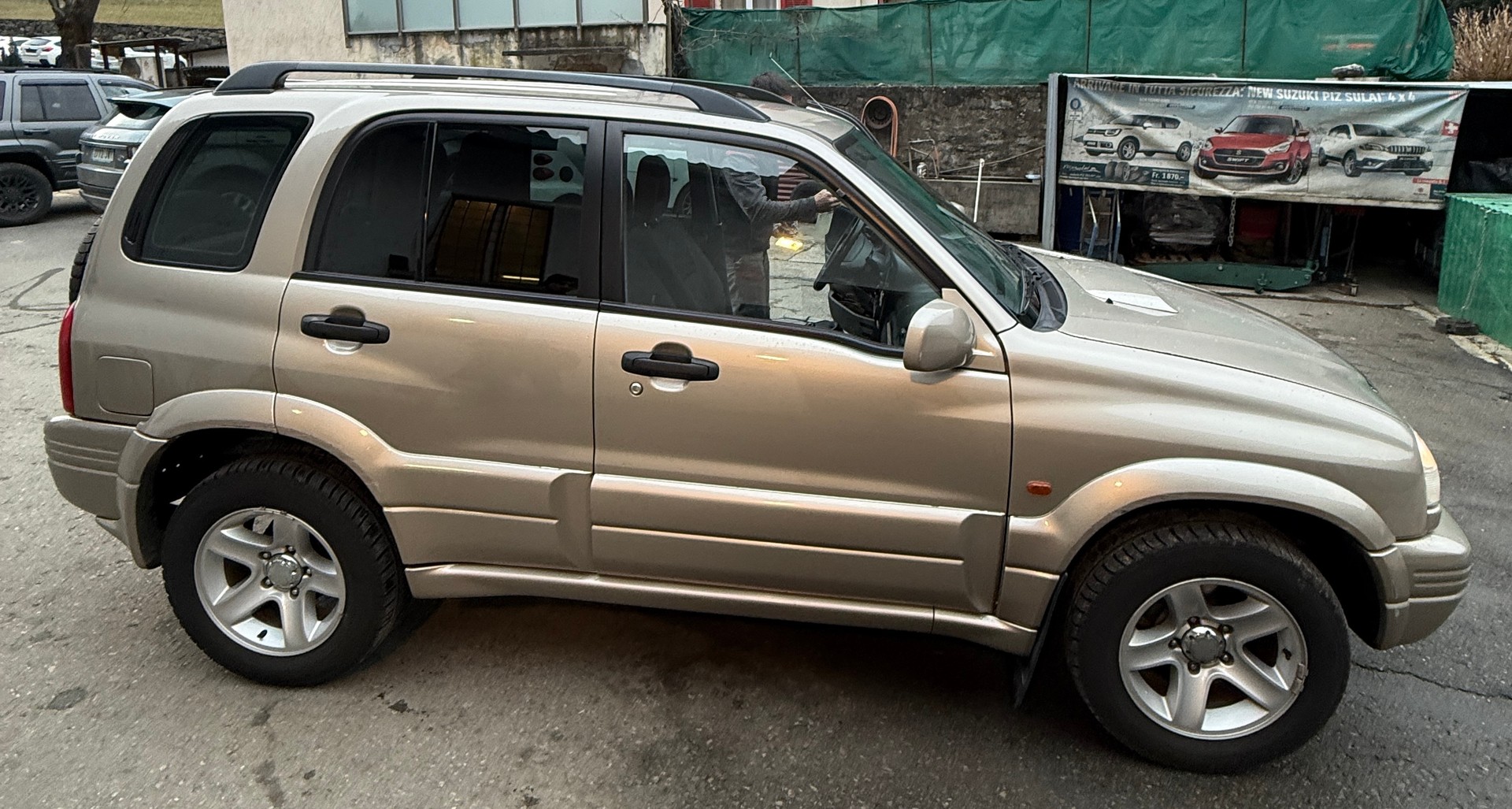 SUZUKI Grand Vitara 2.0 Turbodiesel Wagon Top-image-4