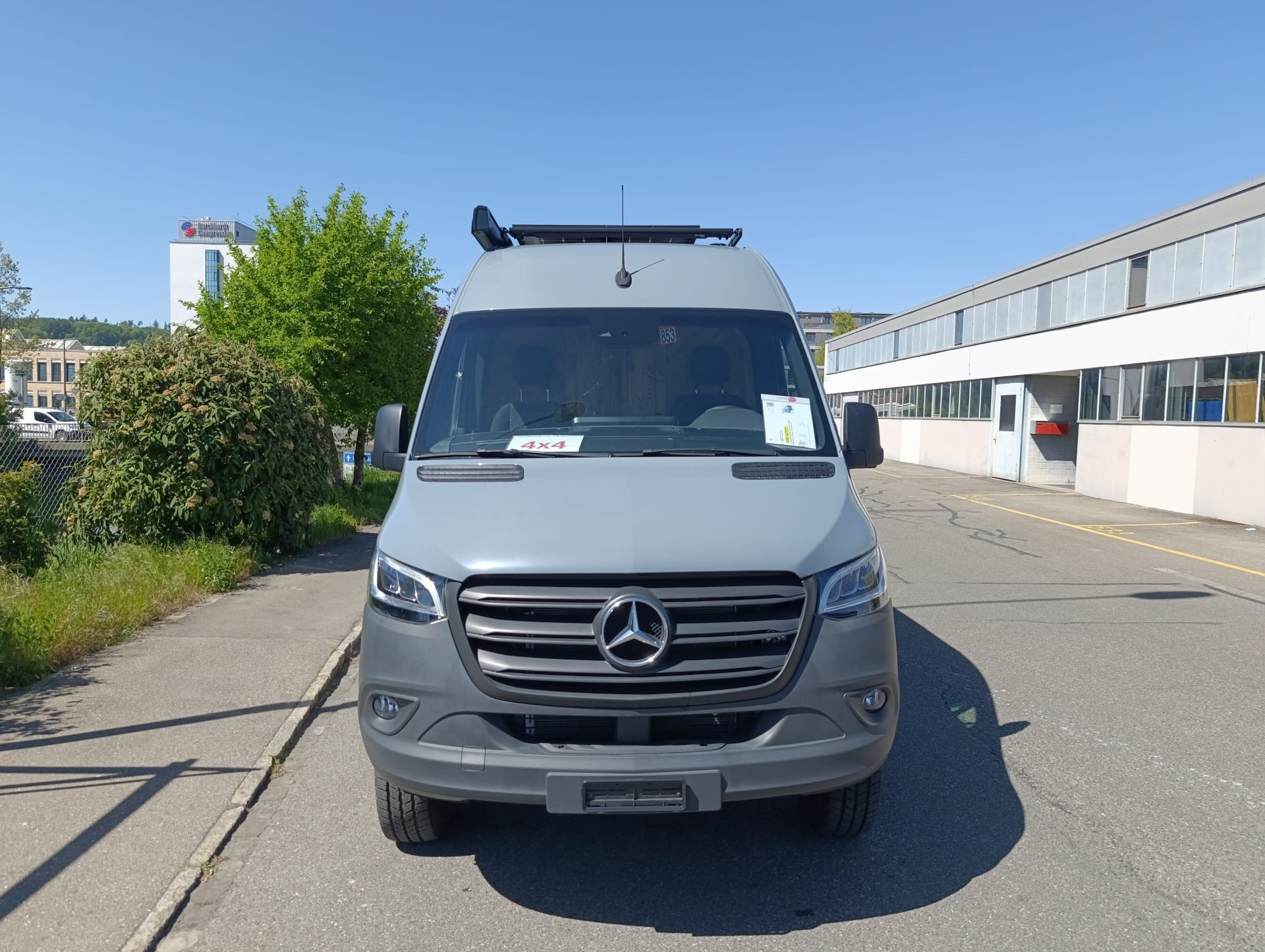 MERCEDES-BENZ 319 CDI 4x4***PREMIUM QUALITÄT ***EXKLUSIV UND EINMALIG***sofort Verfügbar***-image-8