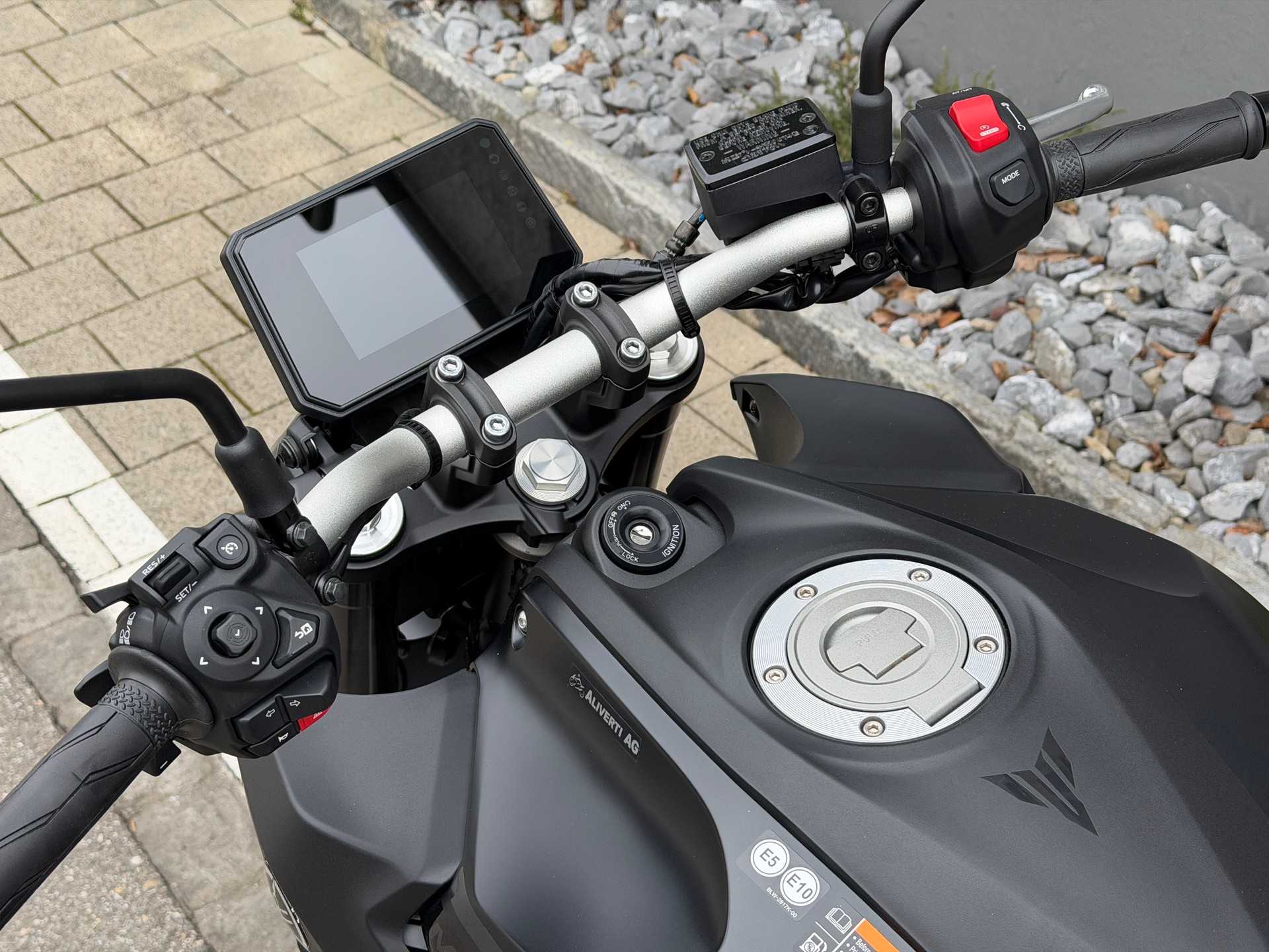 YAMAHA MT-07 Y-AMT-image-4