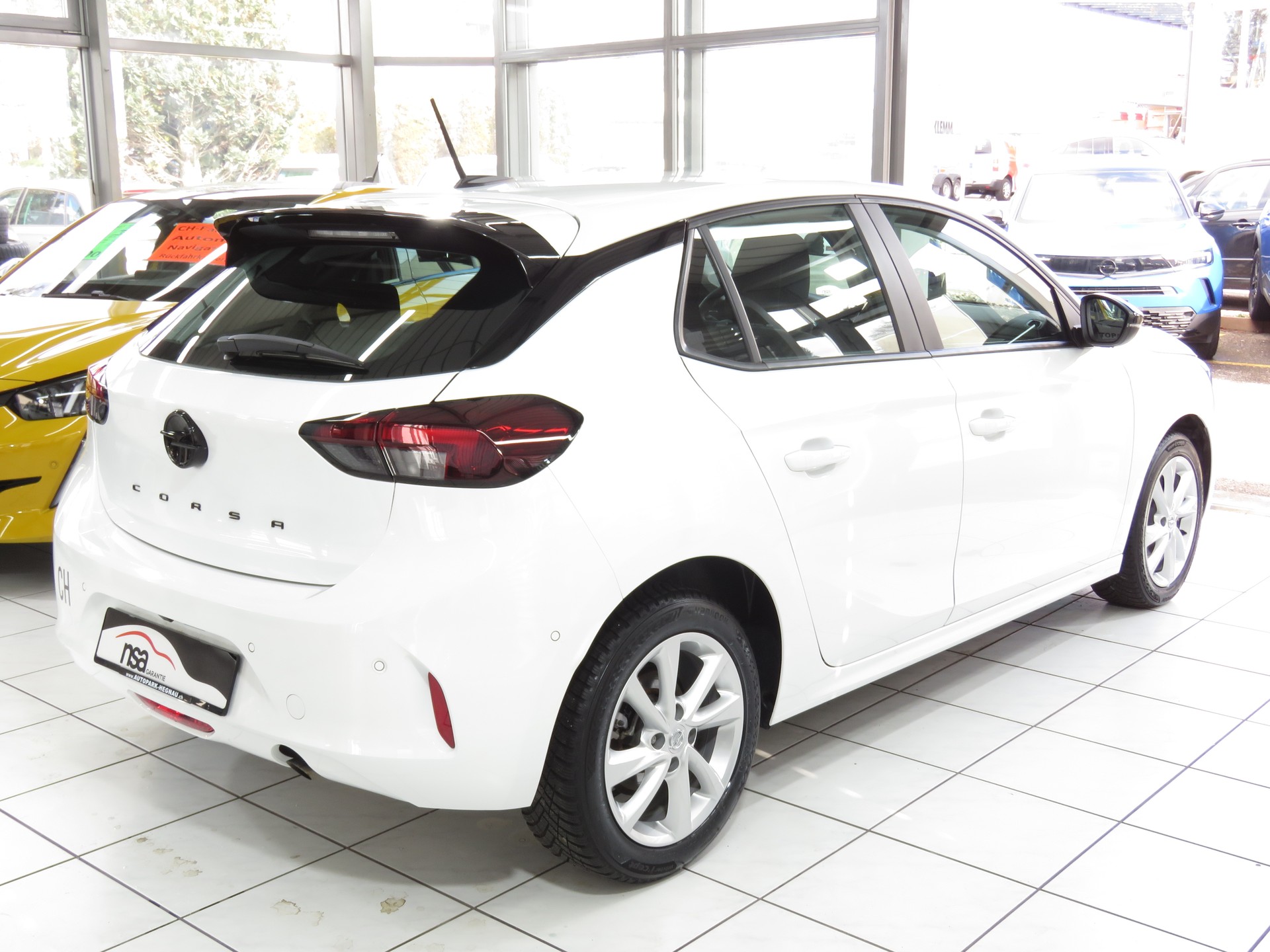 OPEL Corsa 1.2 TP Edition Automat-showroom-element-3